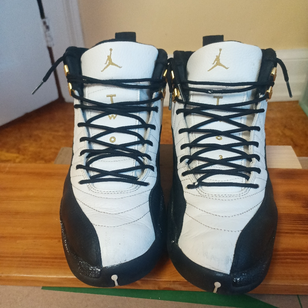 Jordan 12 Royalty